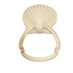 Vintage 1976 SyroCo Shell Hand Towel Wall Ring Holder Beige Bathroom  3380 C